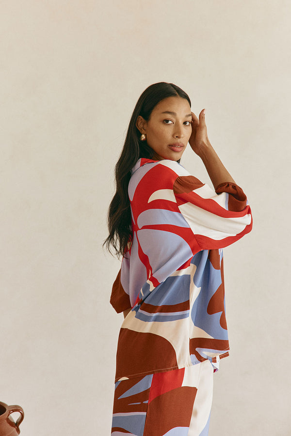 Valley Red Print Button Up Short Sleeve Dia Top