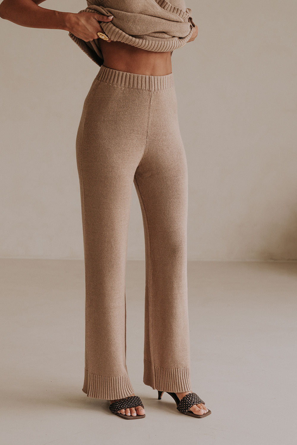 Brown Knit High Waist Elastic Della Pants