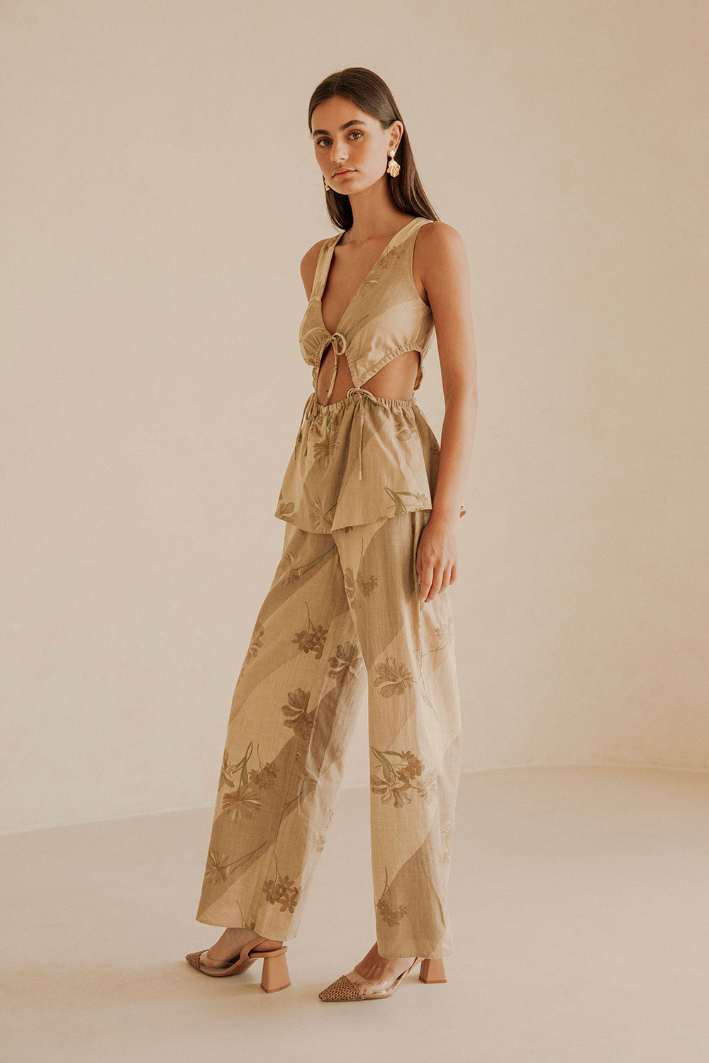  Esmae Tropical Cutout Tie Jumpsuit - Brown, Green Tawny Bloom Print