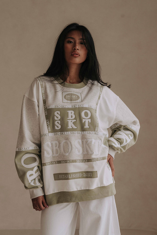 Arlon Oversized Vintager Sweater - Fleece, Green, Grey, White