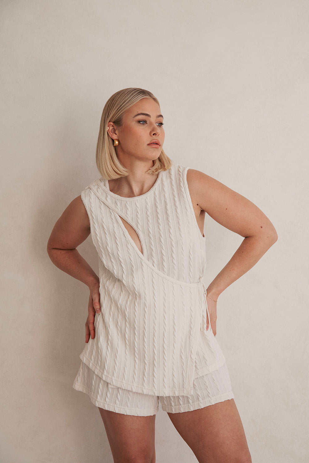 Cream High Waist Elastic Drawstring Jojo Shorts