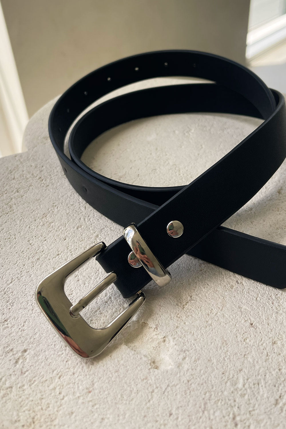Black Buckle Thin Style Kalani Belt