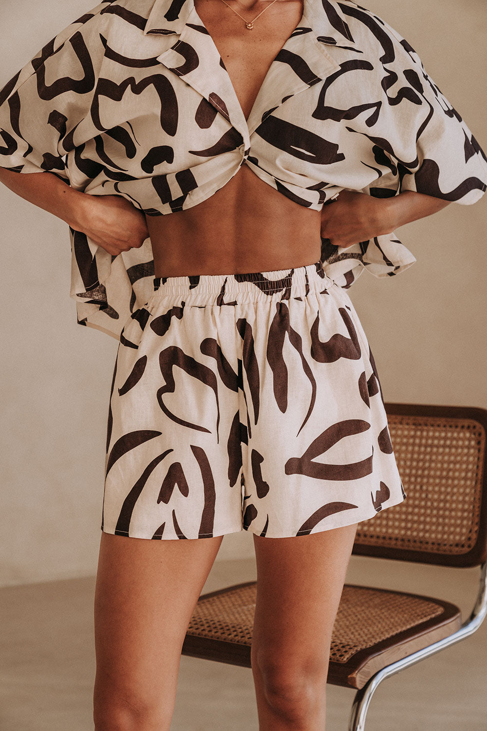 Cream Floral Fleur Lines Print Drawstring Seona Shorts