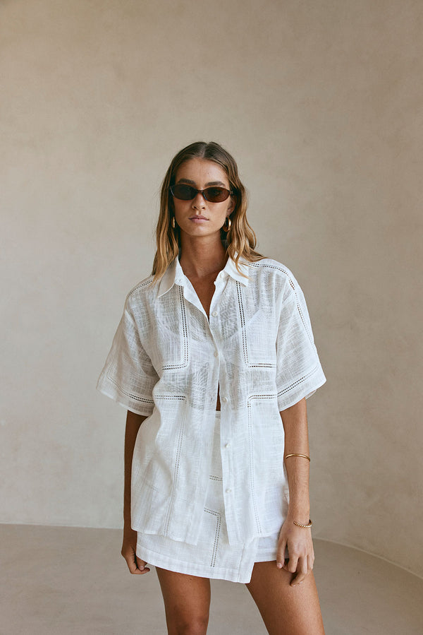 White Cheesecloth Short Sleeve Button Up Banks Top
