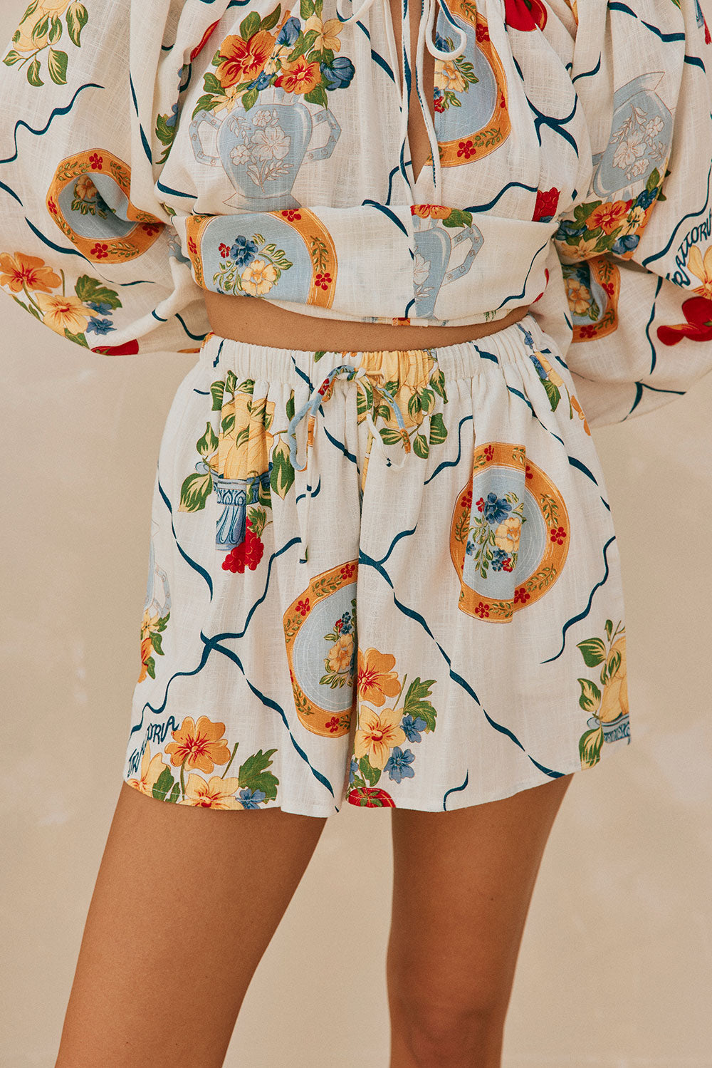White Trattoria Print Drawstring Amorina Shorts