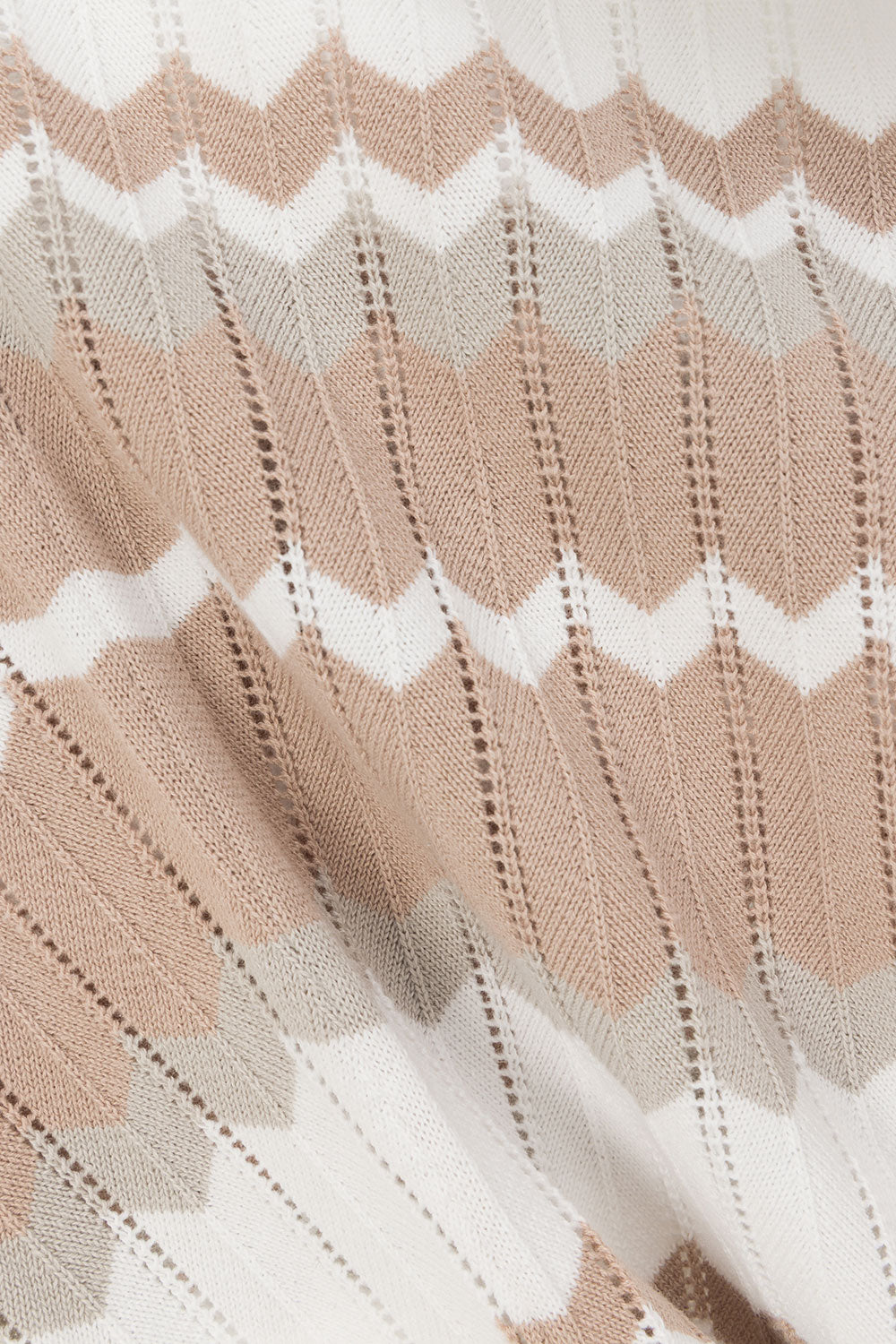 true-to-color:#ffffff