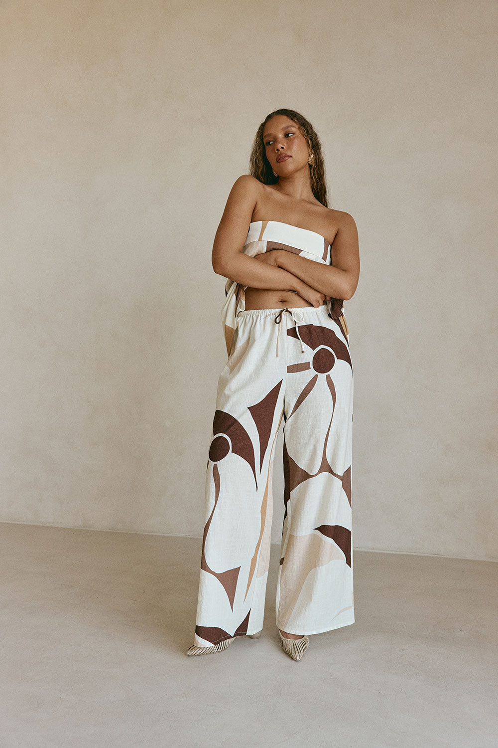 Brown Sable Floral Print Drawstring Monroe Pants