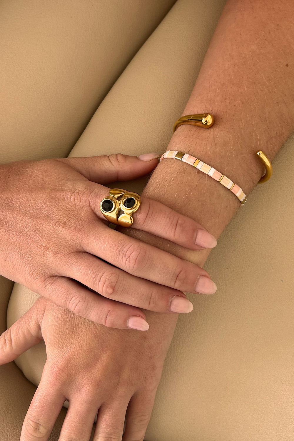 Peachy, White and Cream Elastic Bead Bracelet