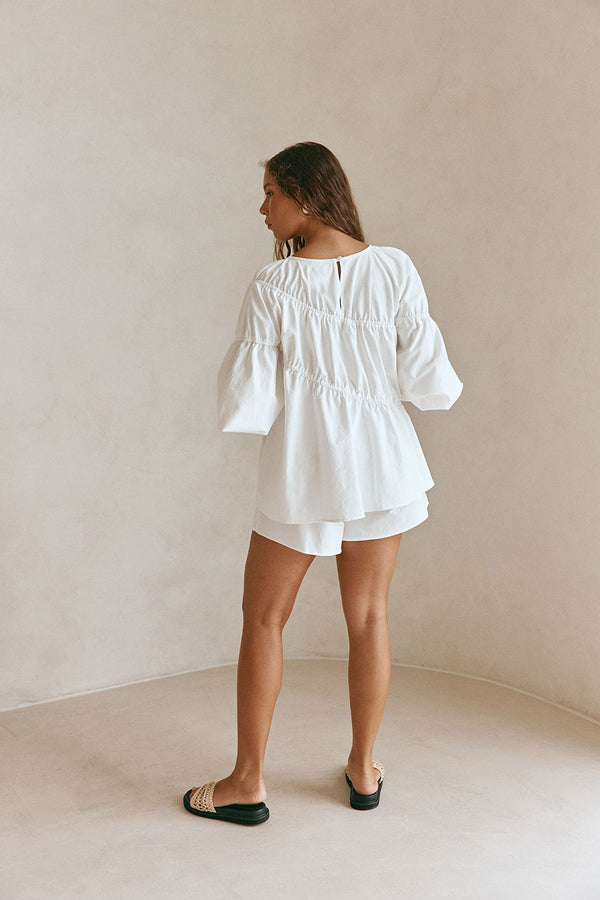 Akel Top - White