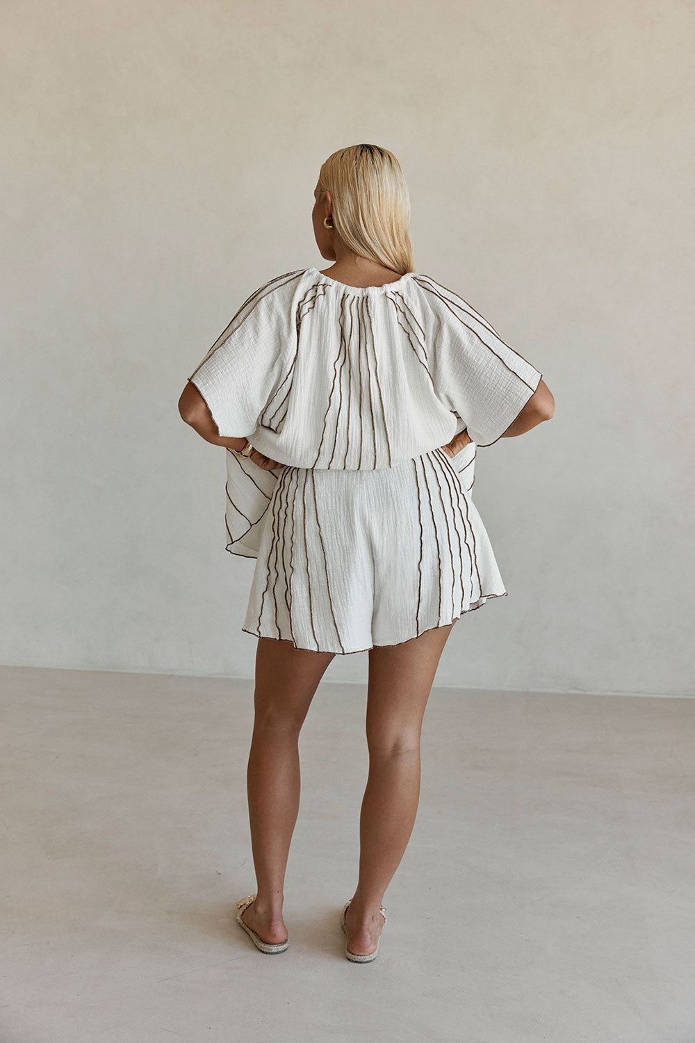 White Elastic Drawstring Frill Ciri Shorts