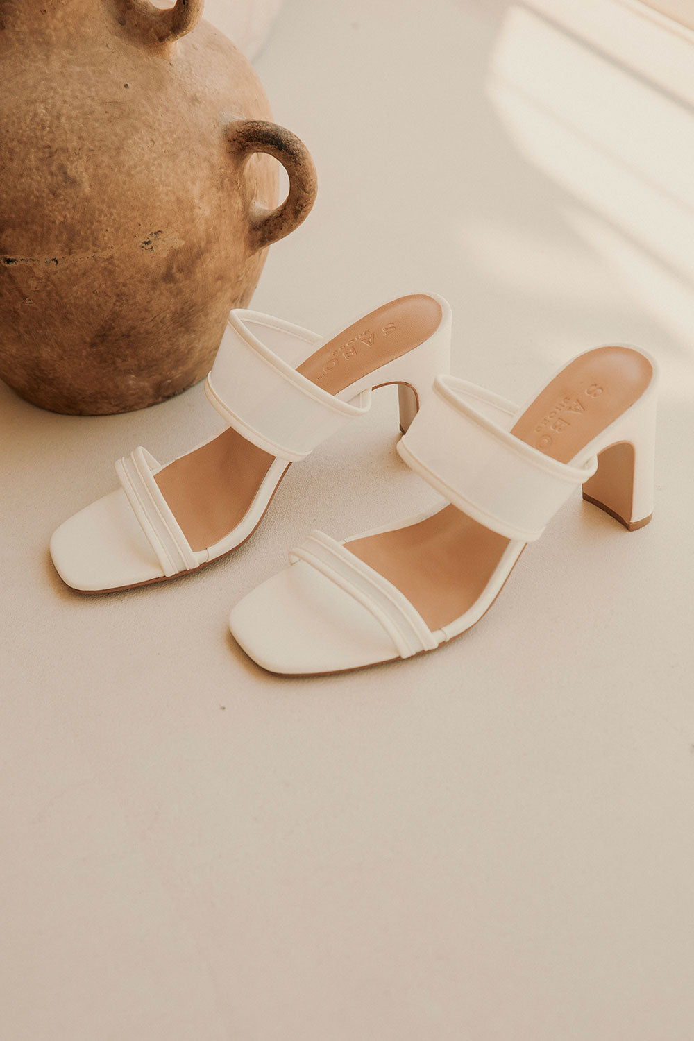 Mariana Block Mules / Heels - White