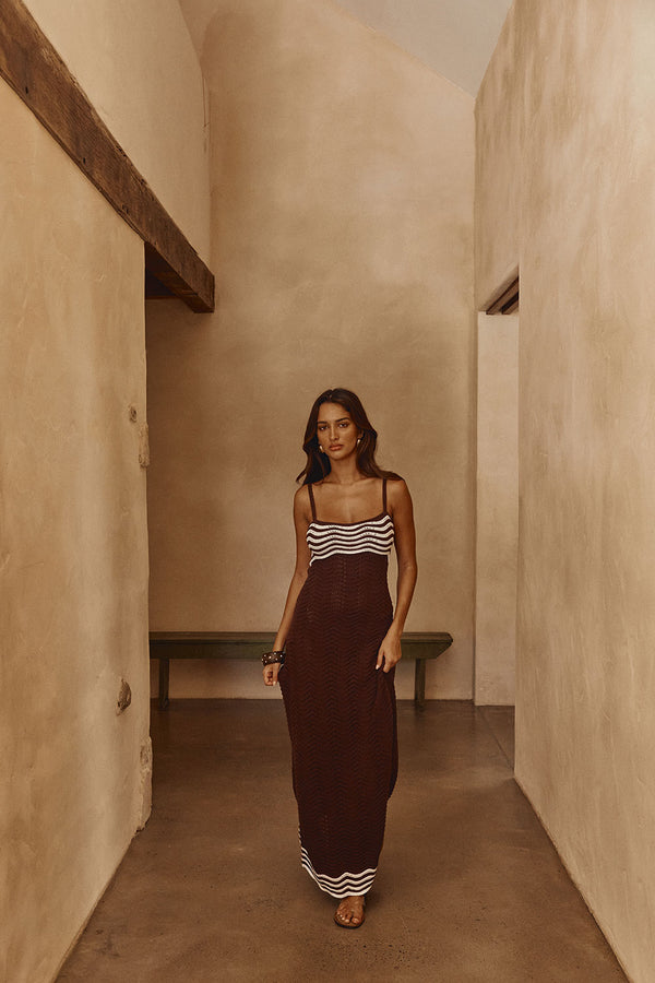 Scallop Knit Maxi Dress - Chocolate