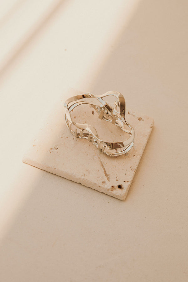 Solana Claw Hair Clip - Silver