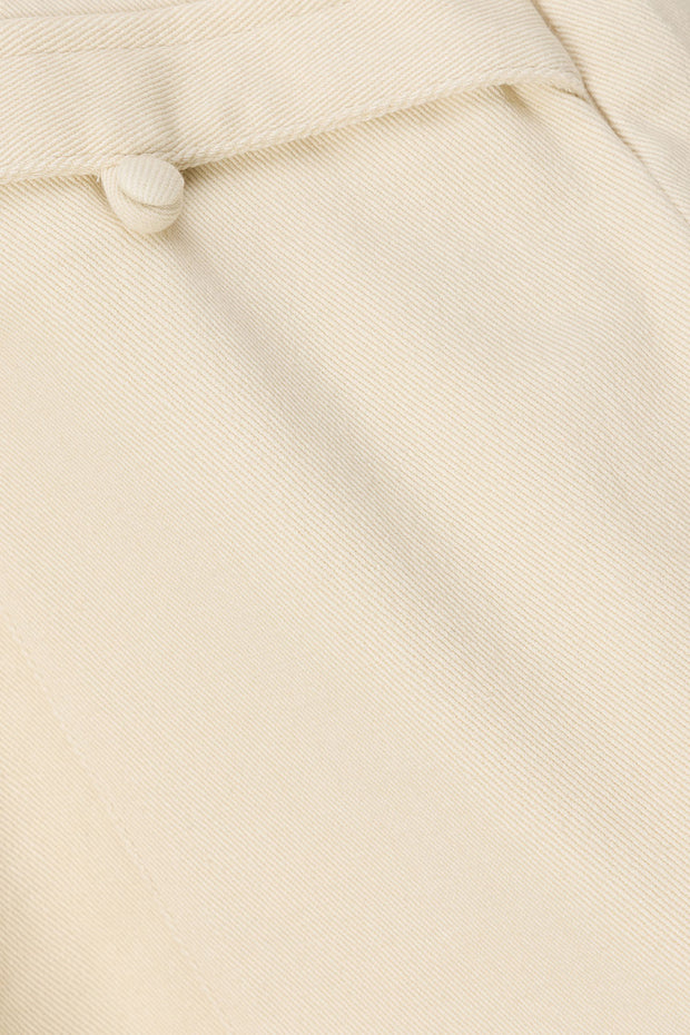 true-to-color:#ffffff