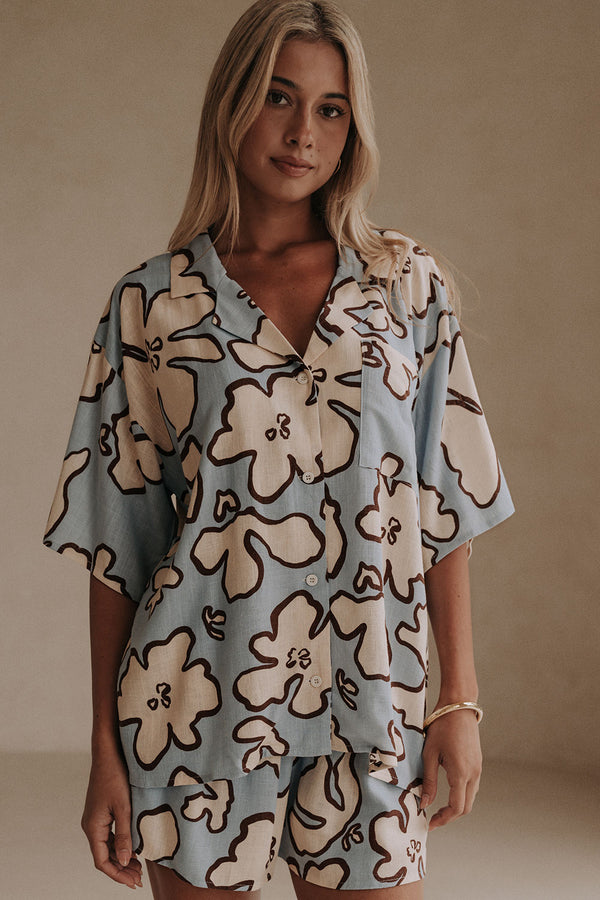 Blue Outline Floral Short sleeve Button Up Thessy Top