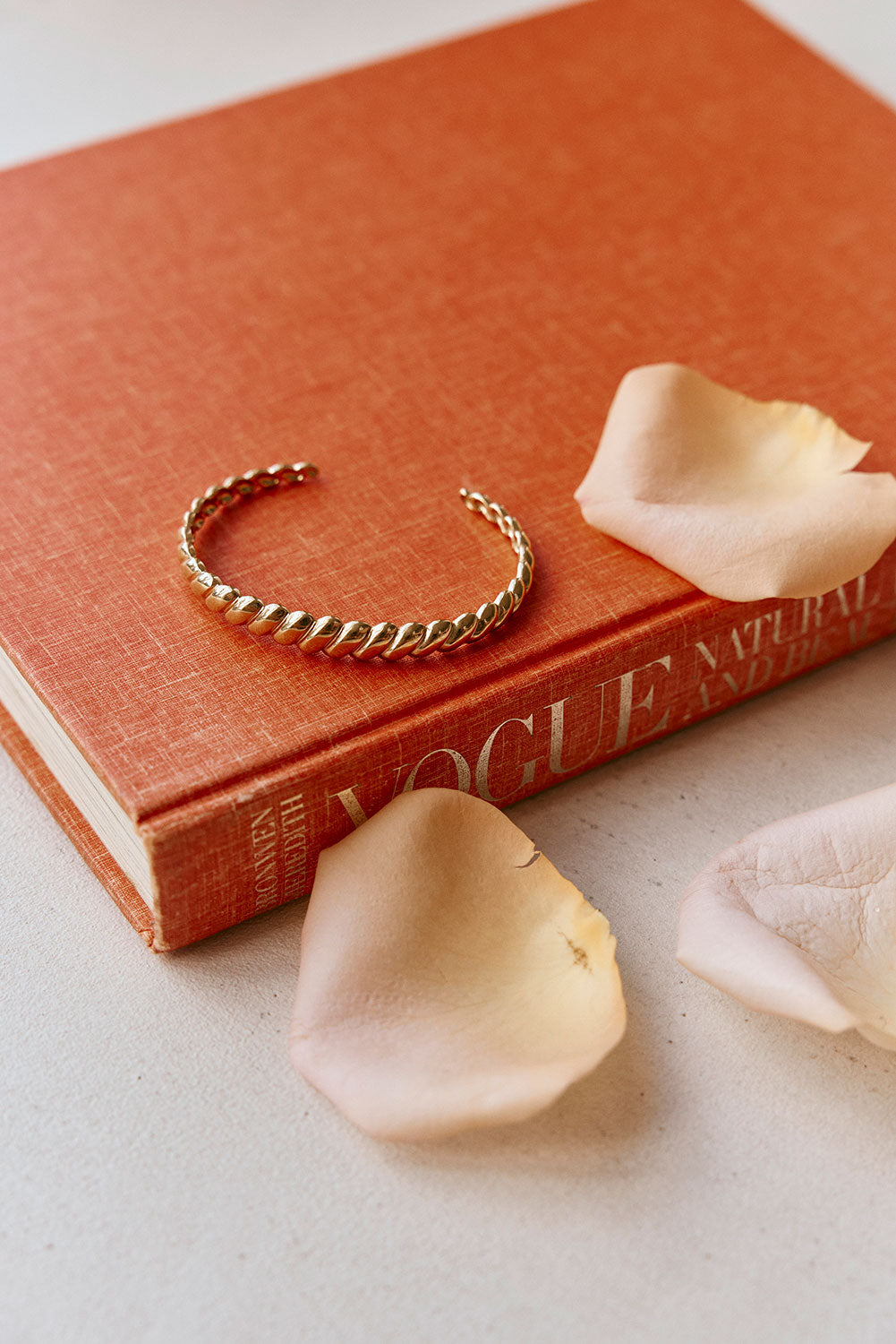 18K Gold Plated Lia Twist Bangle