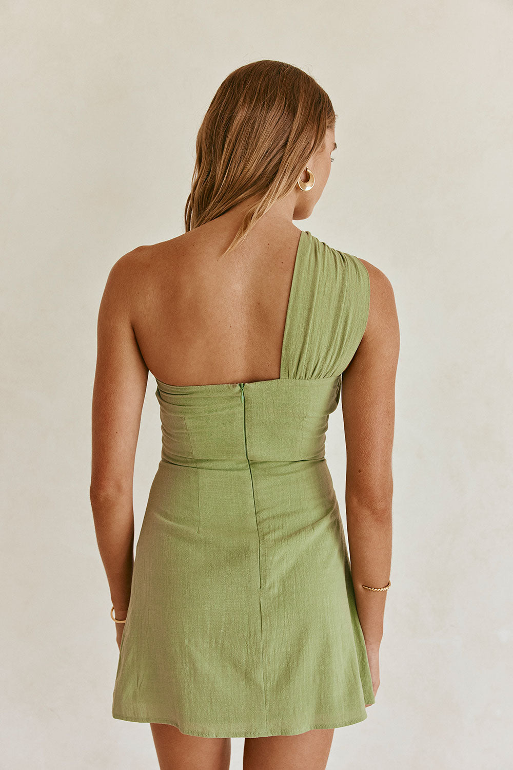  Green One Shoulder Cutout Mini Knot Dimmi Dress