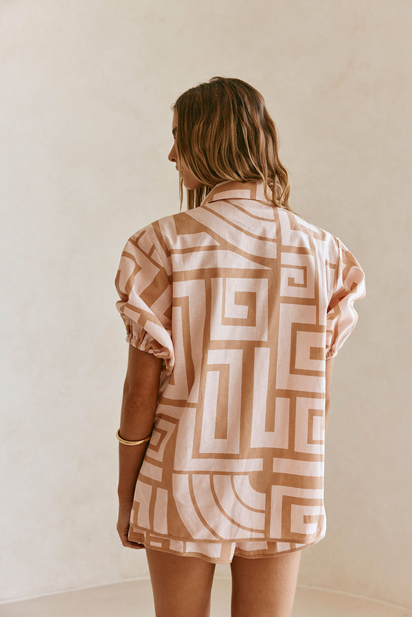 Pink Hellenic Maze Short-Sleeve Button-Up Collared Kira Top