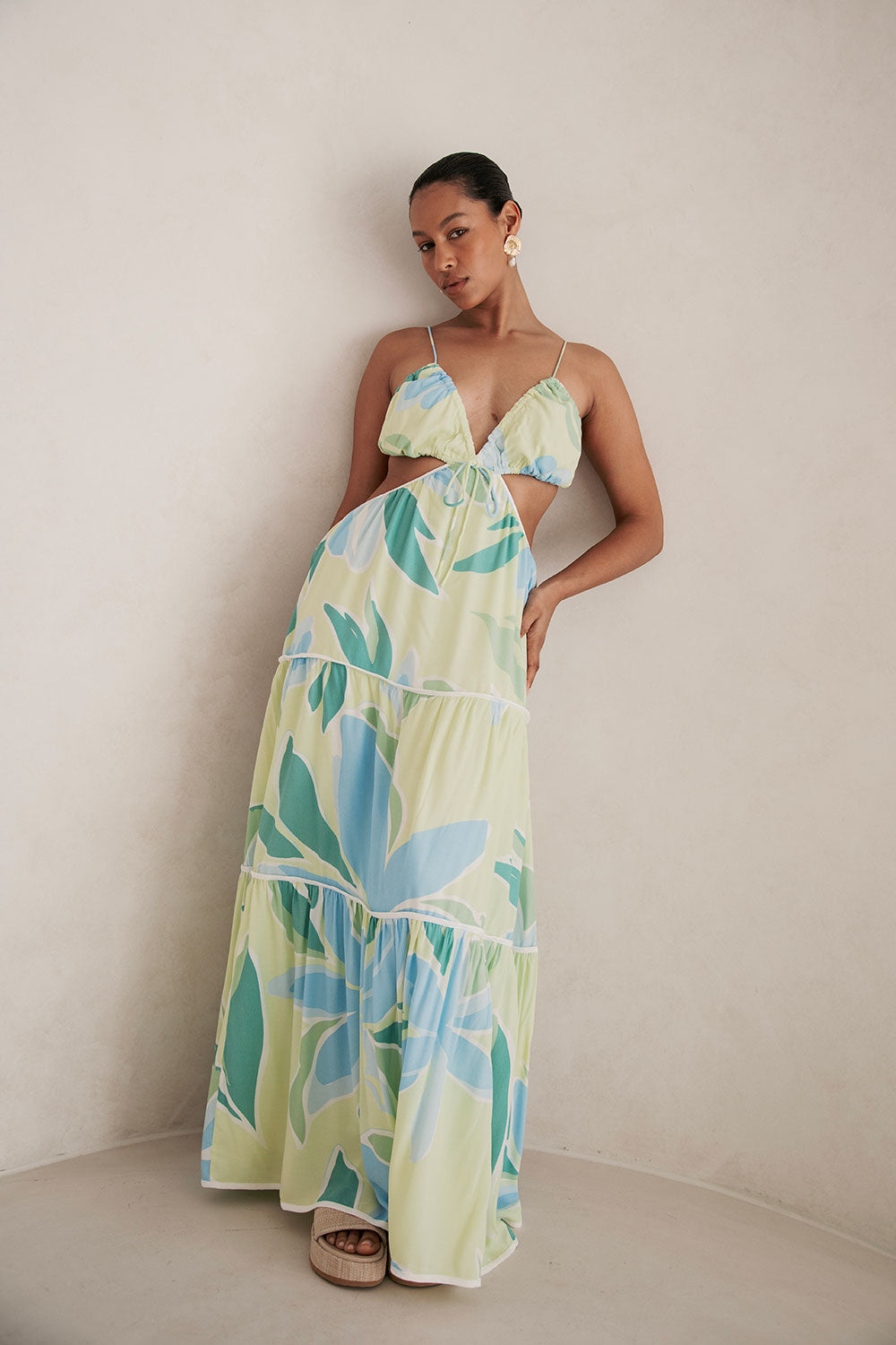 Backless Cutout Maxi Lotte Dress