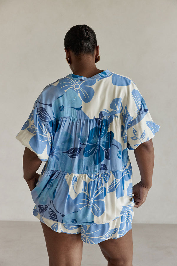 Lani Shorts - Azure Bloom