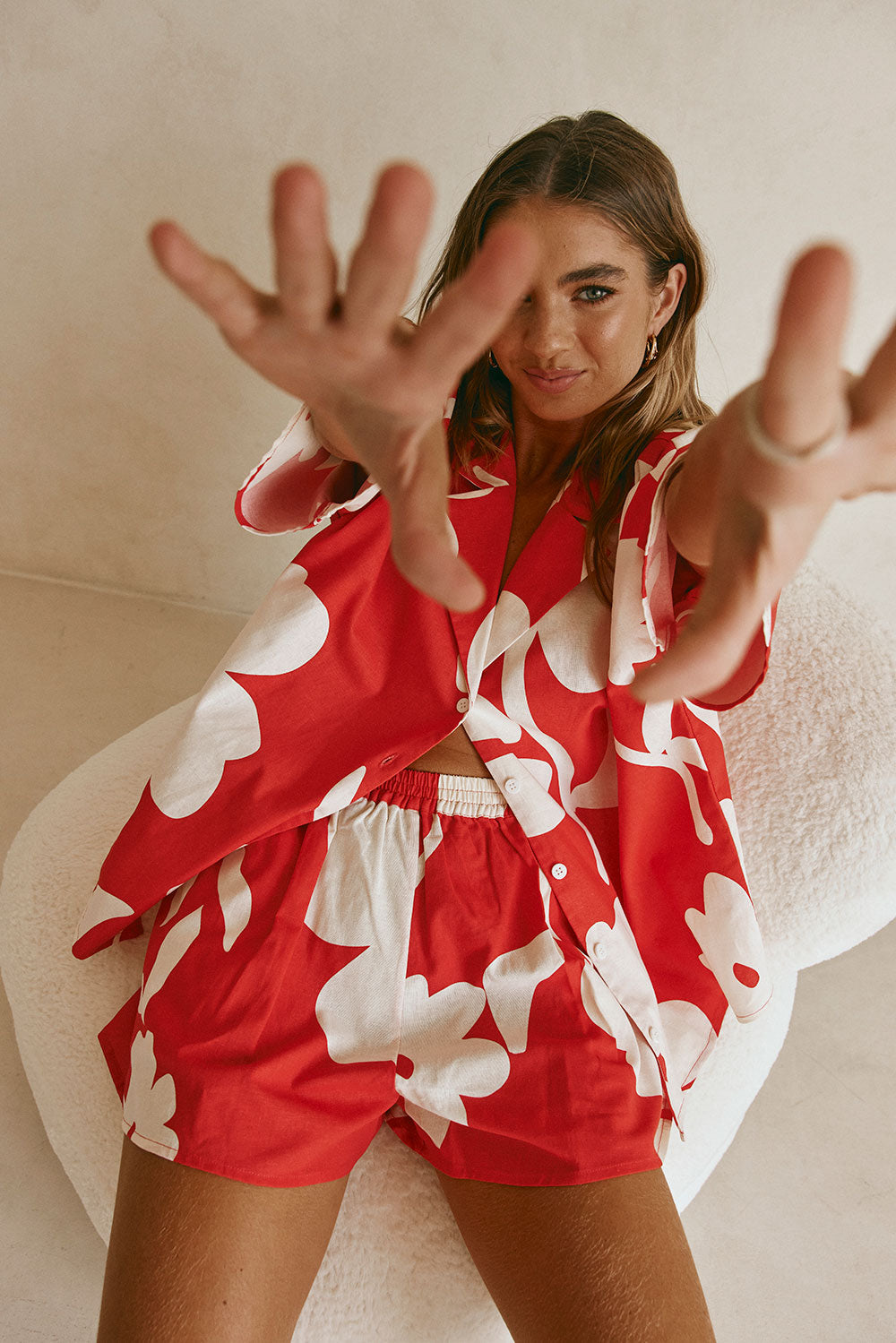 Red Sweet Caroline White Floral Button-Up Collared Karter Dress