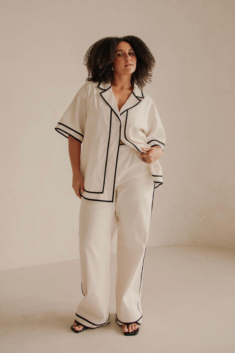 Lively Pocket Pants - Cream, Black