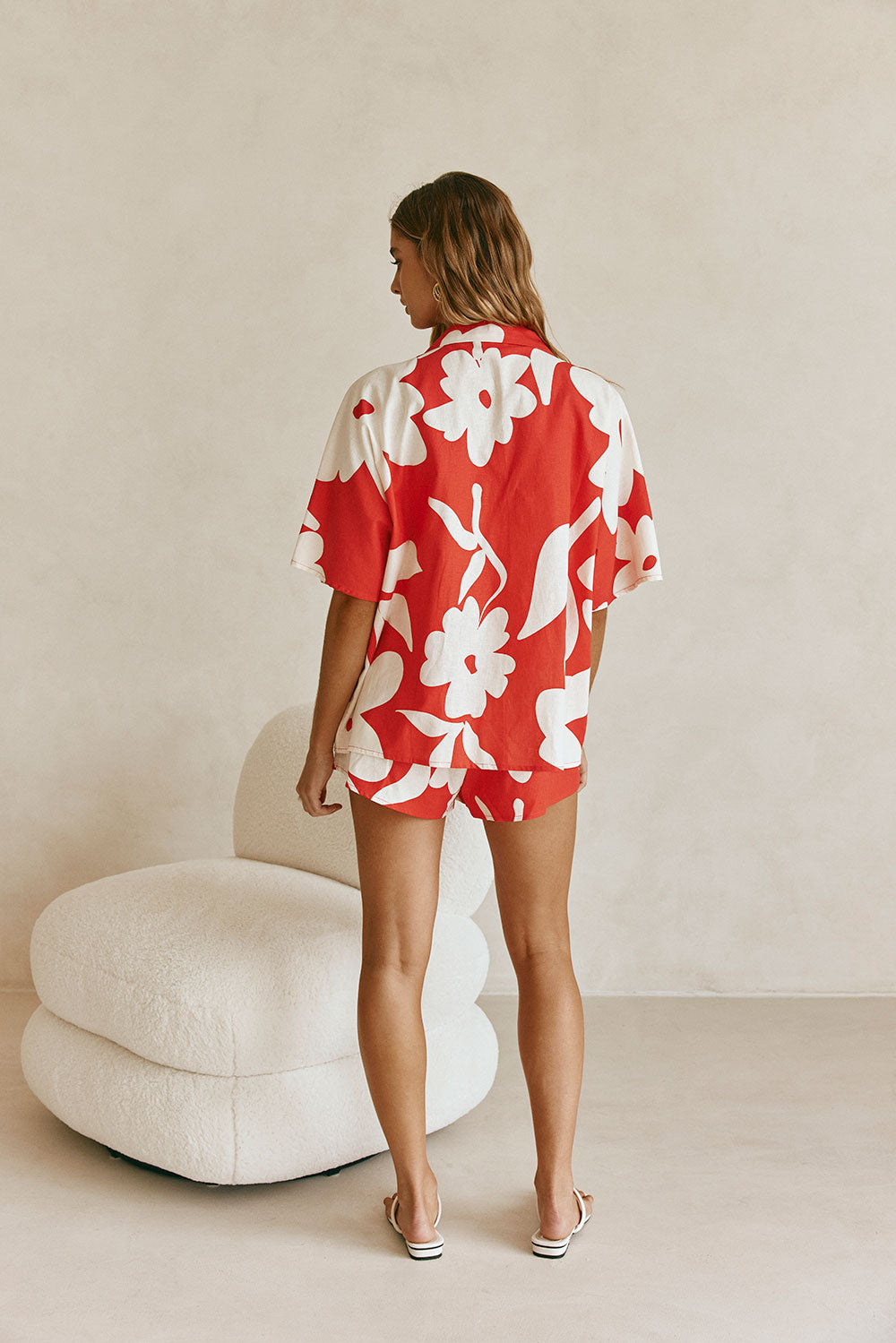 Red Sweet Caroline White Floral Button-Up Collared Karter Dress