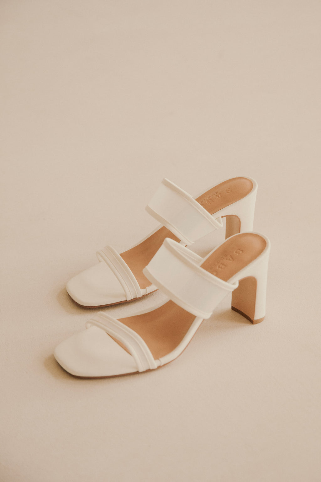 Mariana Block Mules / Heels - White