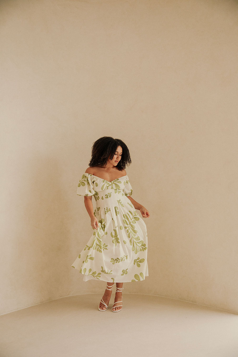 Leesa Puff Sleeve Midi Corset Dress - Floral Print White, Green