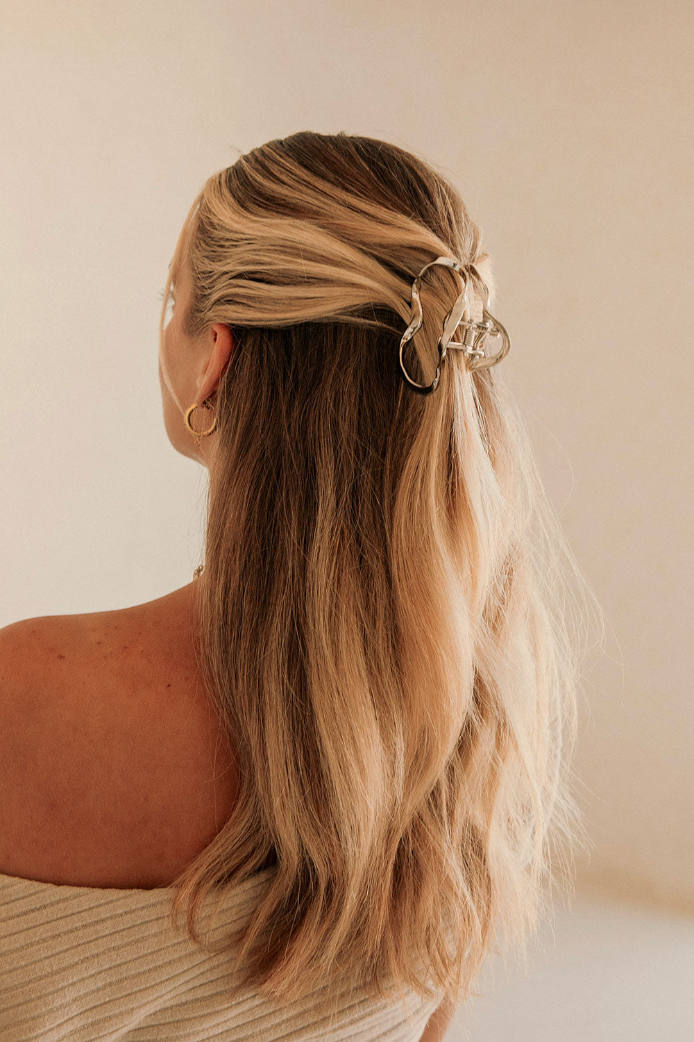 Solana Claw Hair Clip - Silver