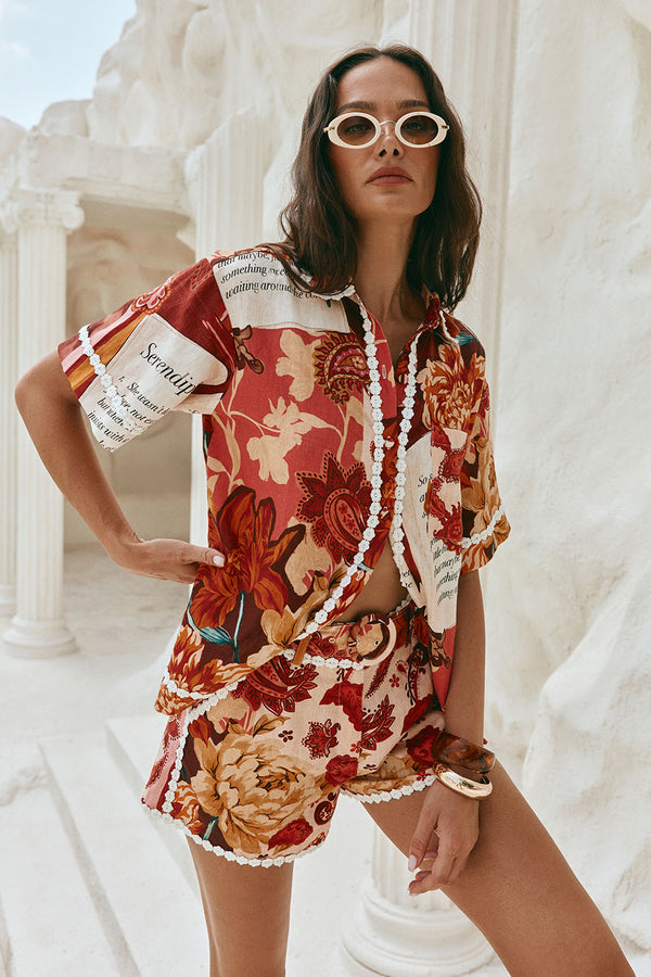 Red Floral Barocca Print Belt Bia Shorts