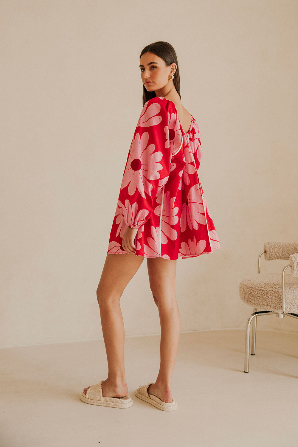 Veronica Flounce Long Sleeve Mini Dress - Pink White Daisy Red Print