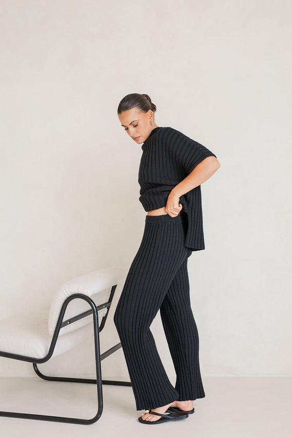 Celine Knit Ribbed Top - Black