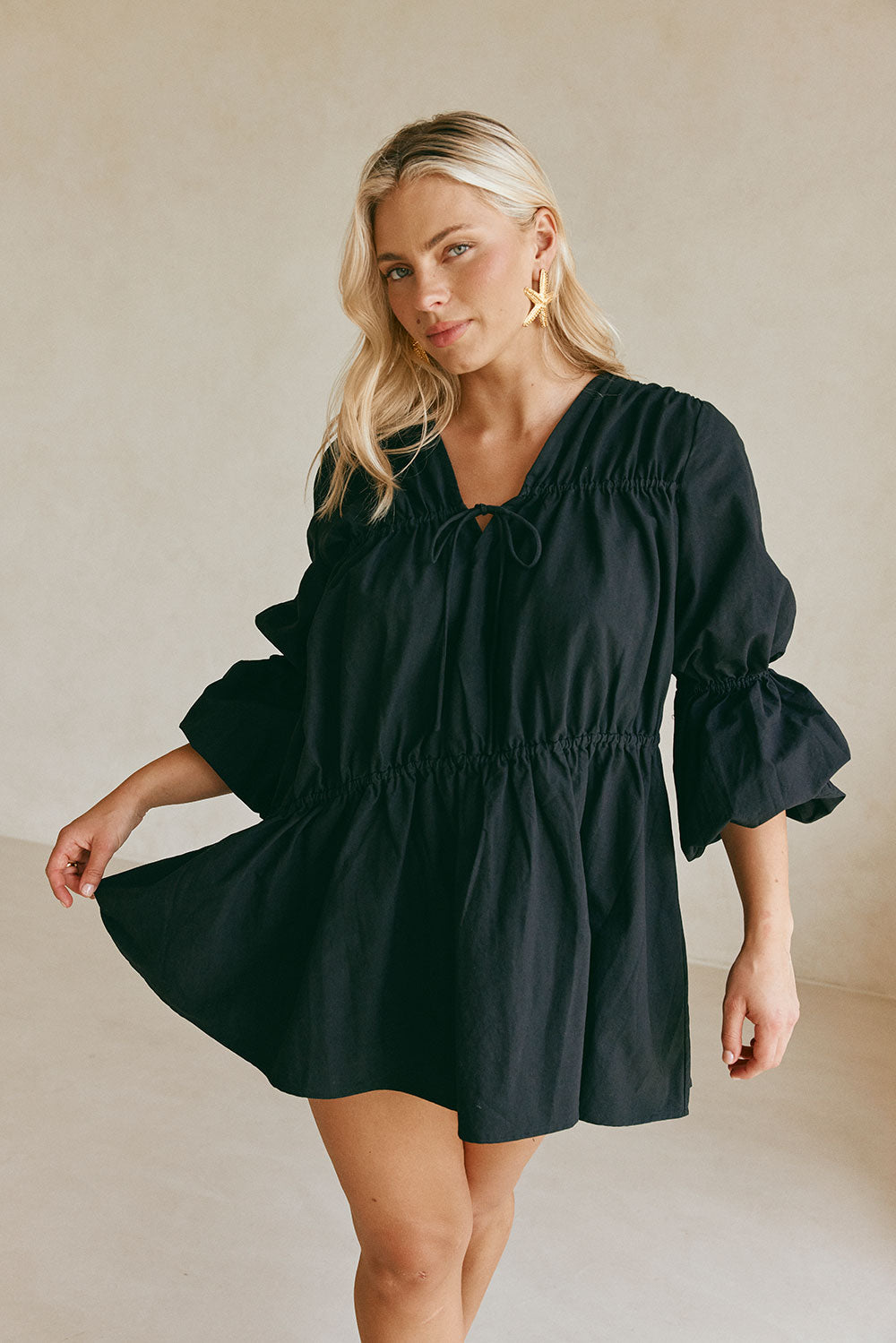 Ava Flounce Long Sleeve Mini Tie Dress - Black