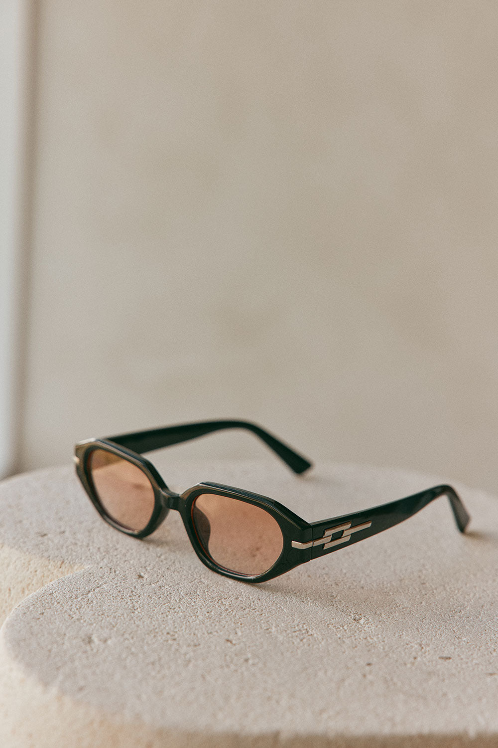 Oku Sunglasses - Black