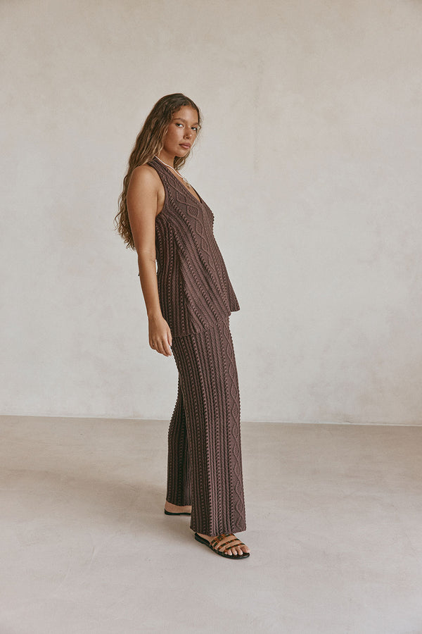 Your Guide To The Best Backless Dresses & Tops in Australia SABO Your Guide To The Best Backless Dresses & Tops in Australia SABO