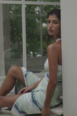 Video, Dahlia Top
