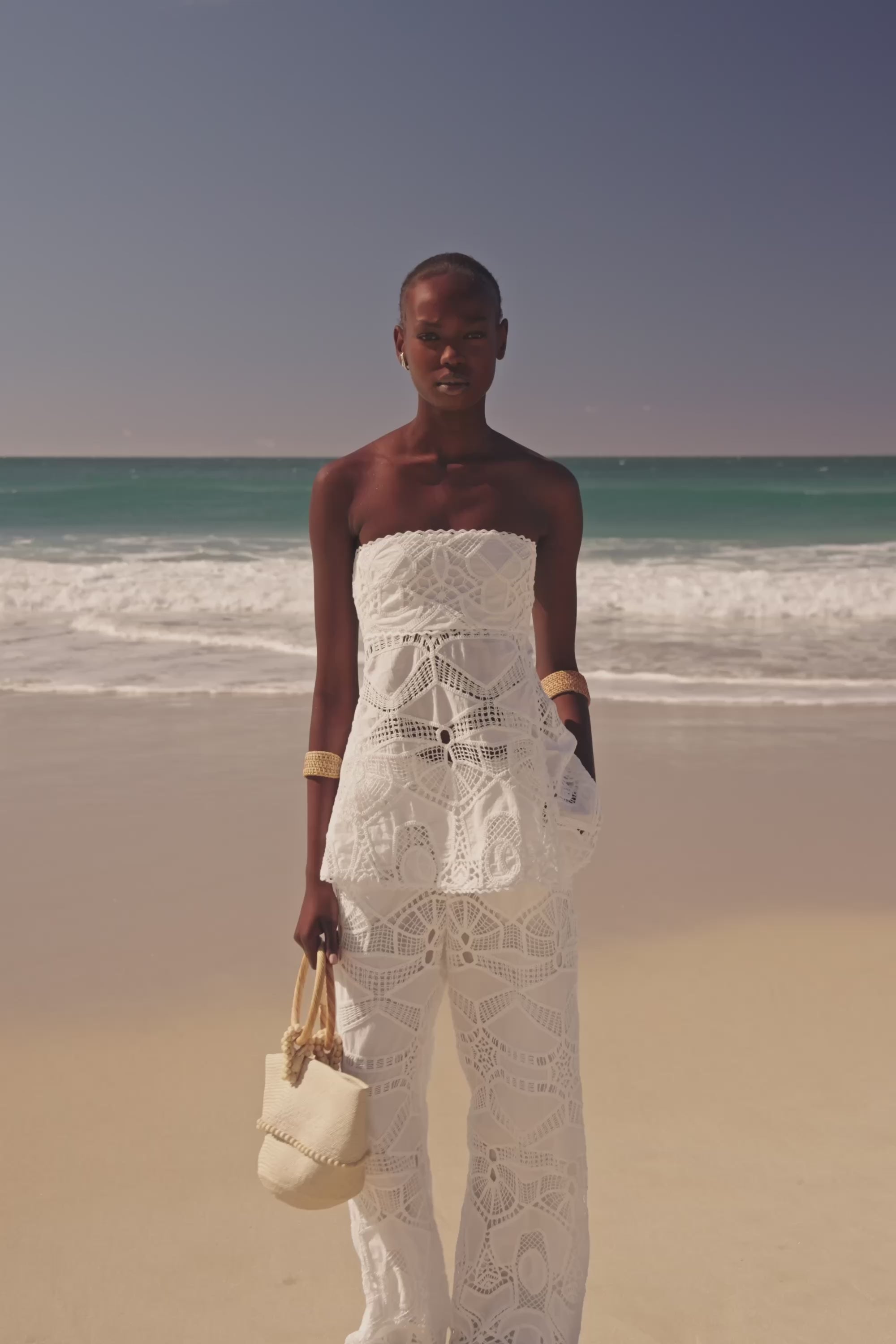 White Embroidered Cutwork Strapless Donna Top