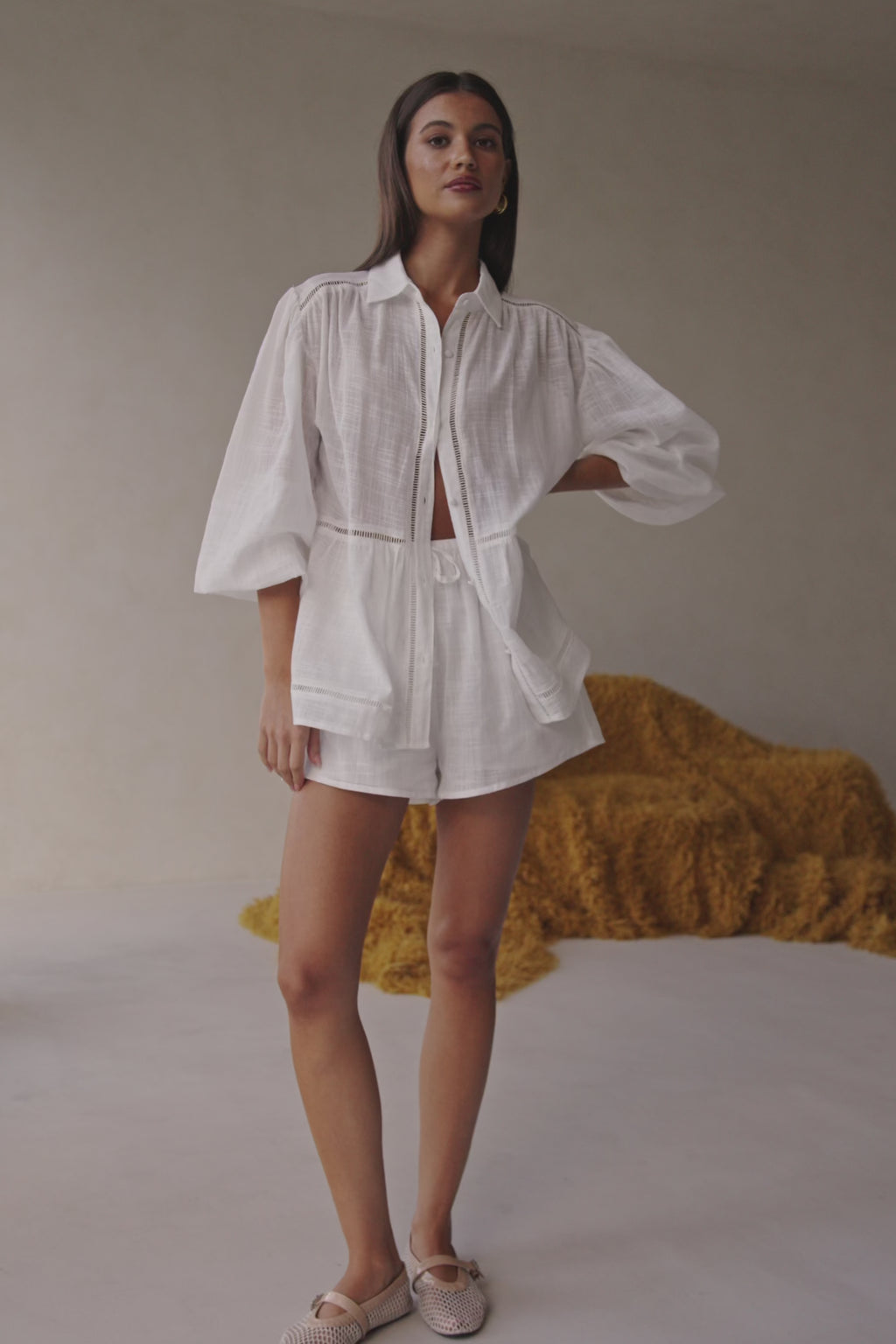 White Cheesecloth Elastic Drawstring Rita Shorts