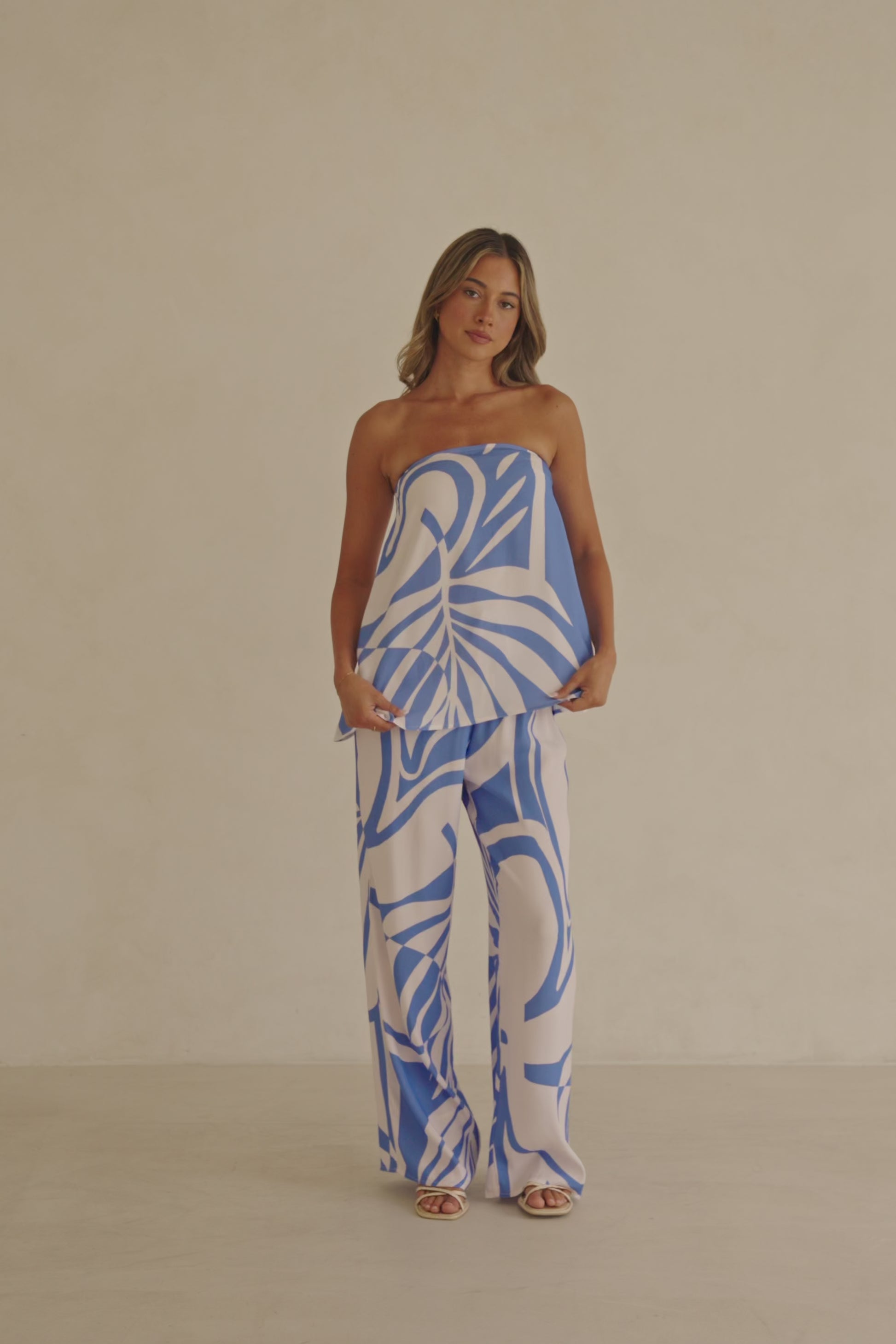 Palm Blue Print Strapless Alma Top