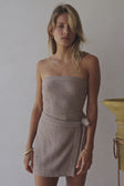 Video, Beret Dress