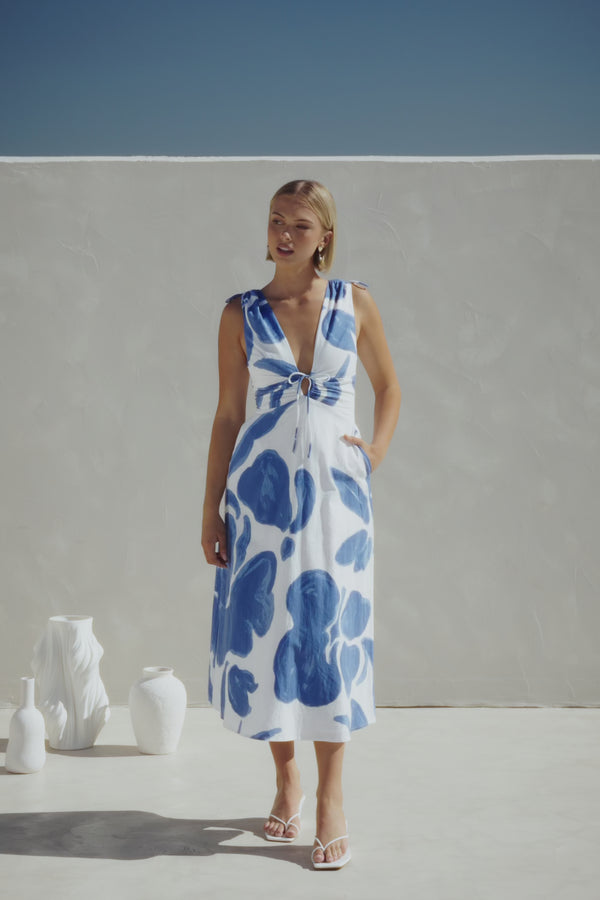 Blue Ada Flora Print V Neck A-Line Midi Mira Dress