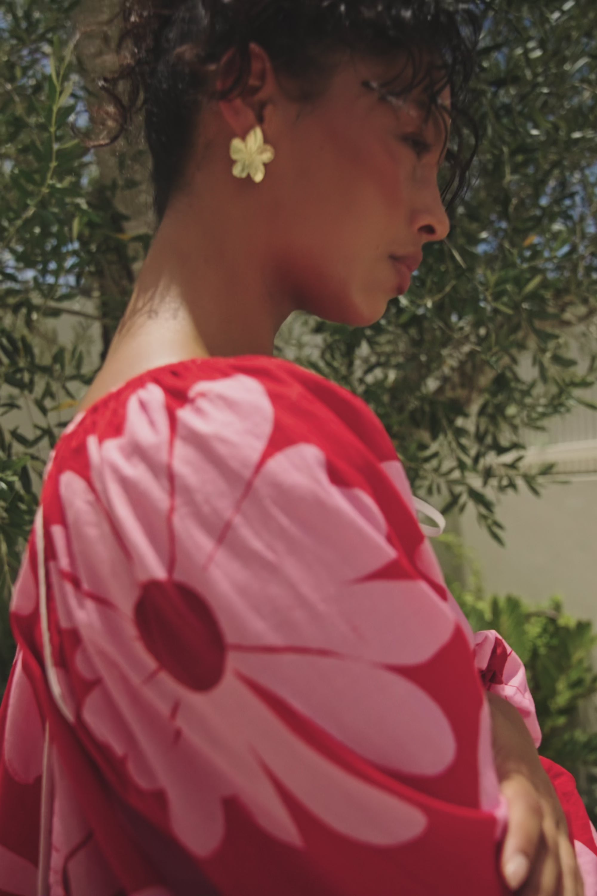 Veronica Flounce Long Sleeve Mini Dress - Pink White Daisy Red Print