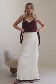 Video, Silla Skirt