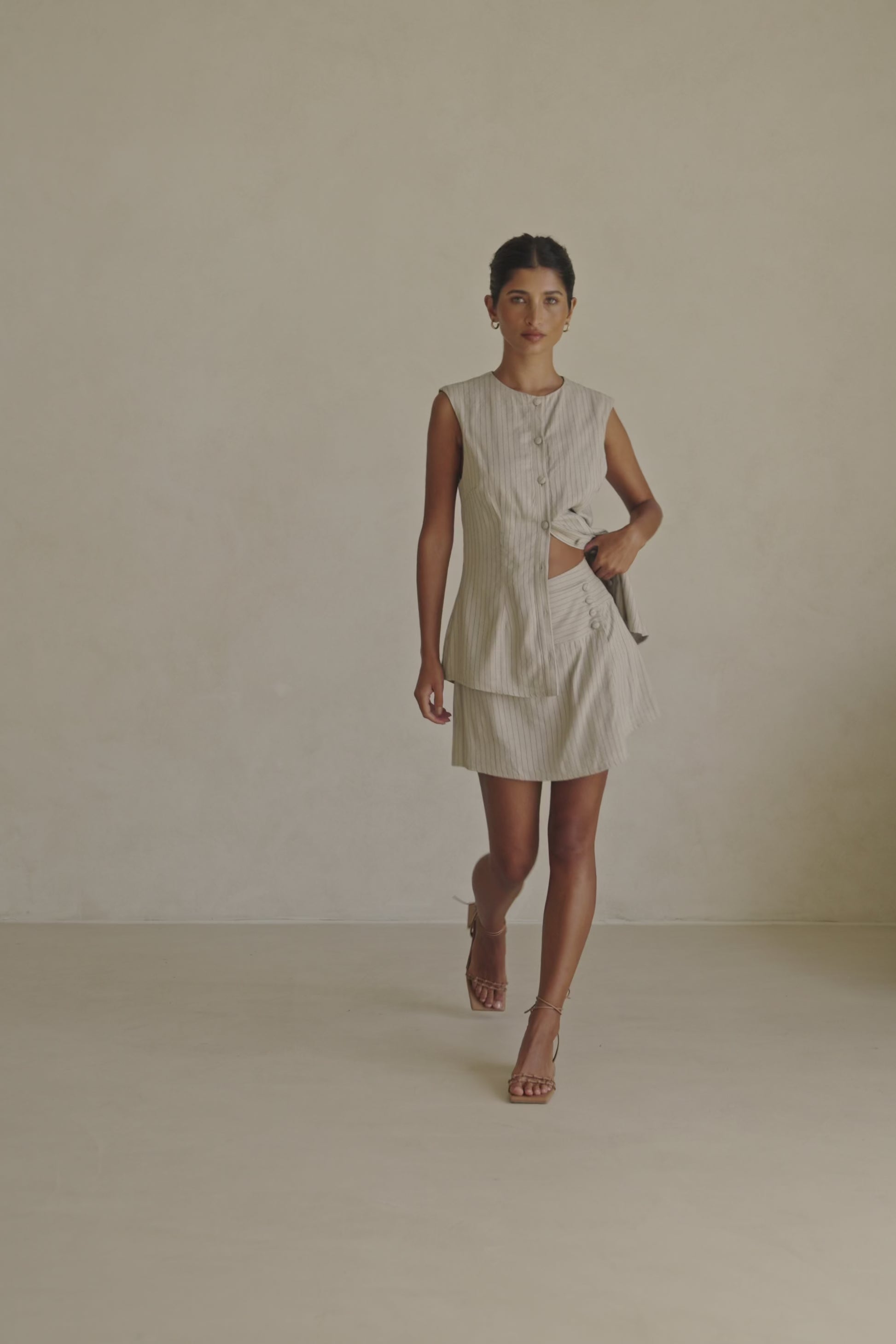 Beige Linen Blend Button Up Longline Zinnie Top