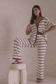 Video, Mia Pants