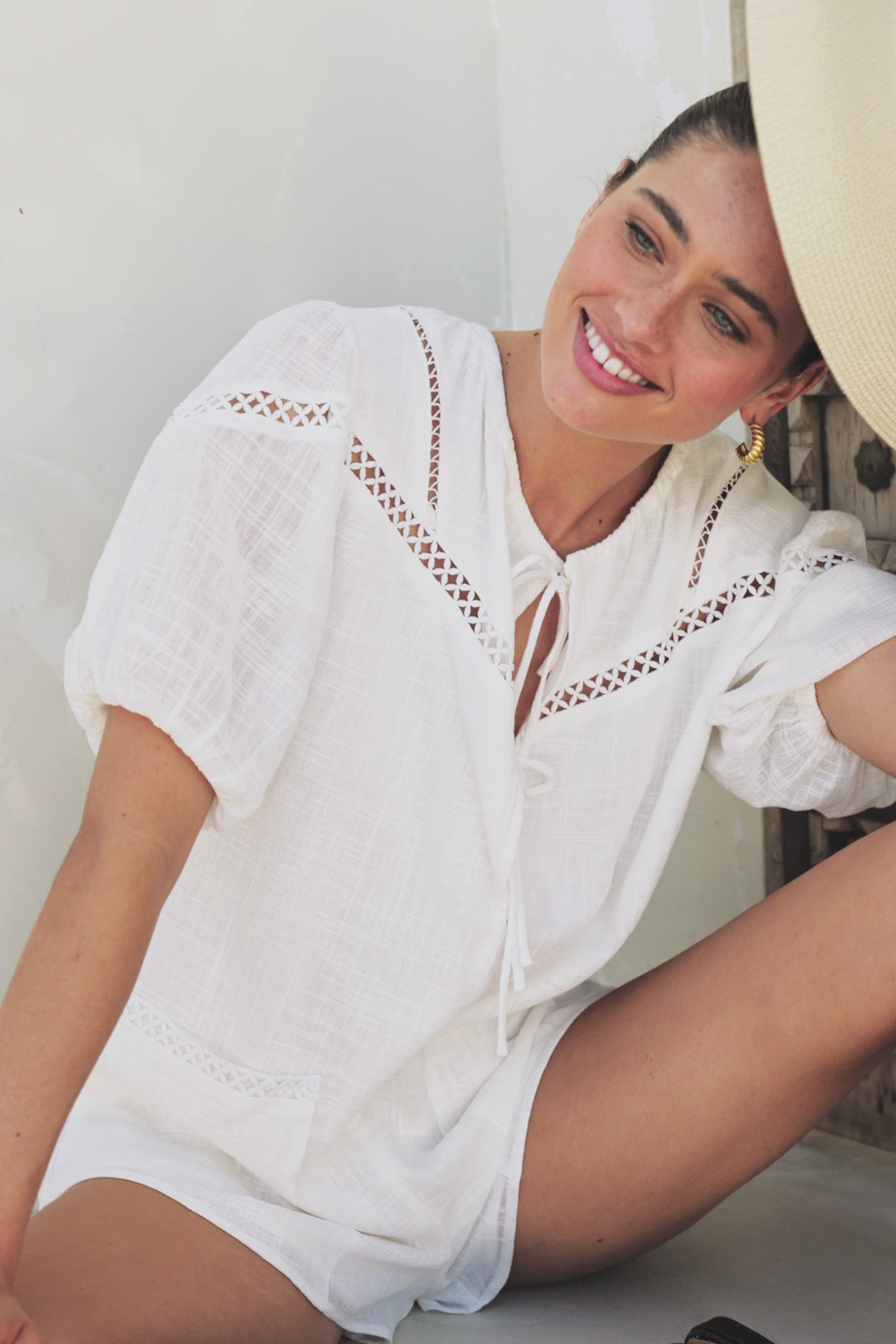 White Cheesecloth Puff Sleeve Front Tie Jela Playsuit