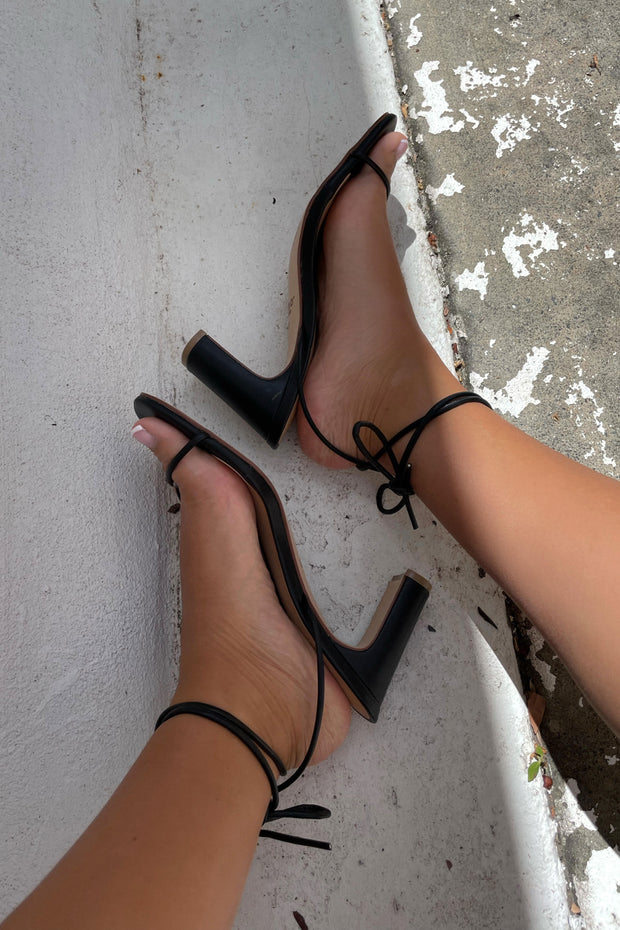 Strappy Ares Heels - Black