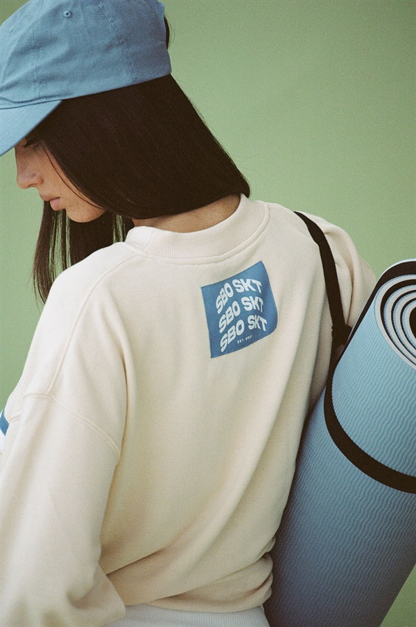 La Rambla Oversized Vintage Sweater - Beige