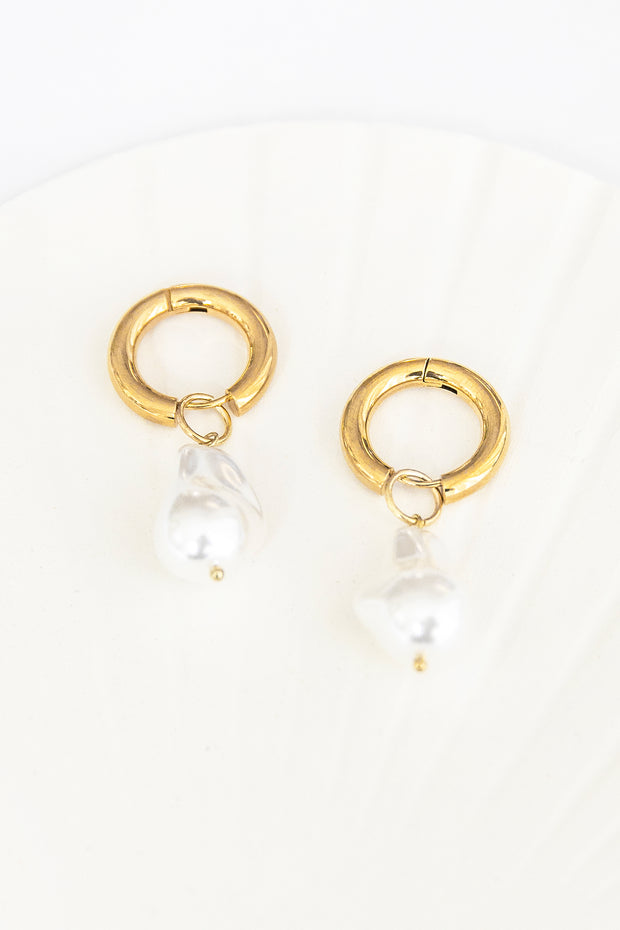 Amal Pearl Hoops